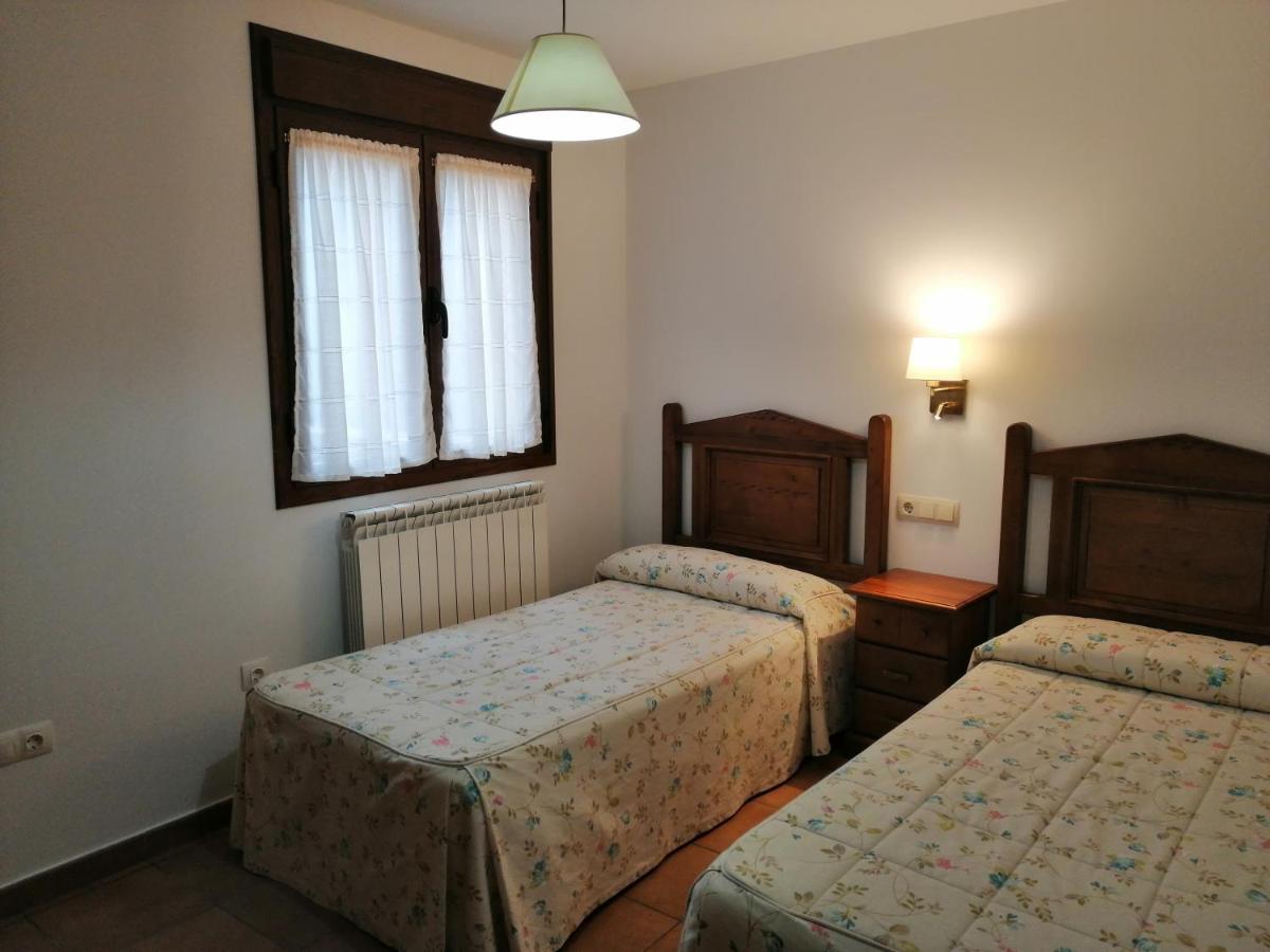 Apartamentos Mobison Salinas de Bielsa Luaran gambar